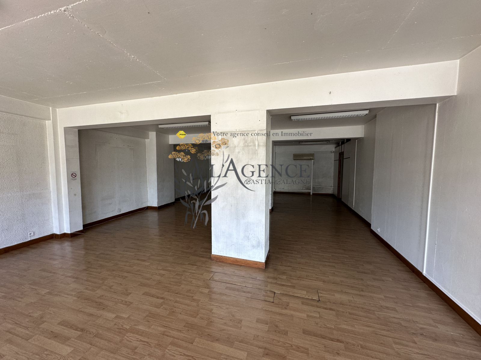 Image_, Local commercial, Bastia, ref :64m